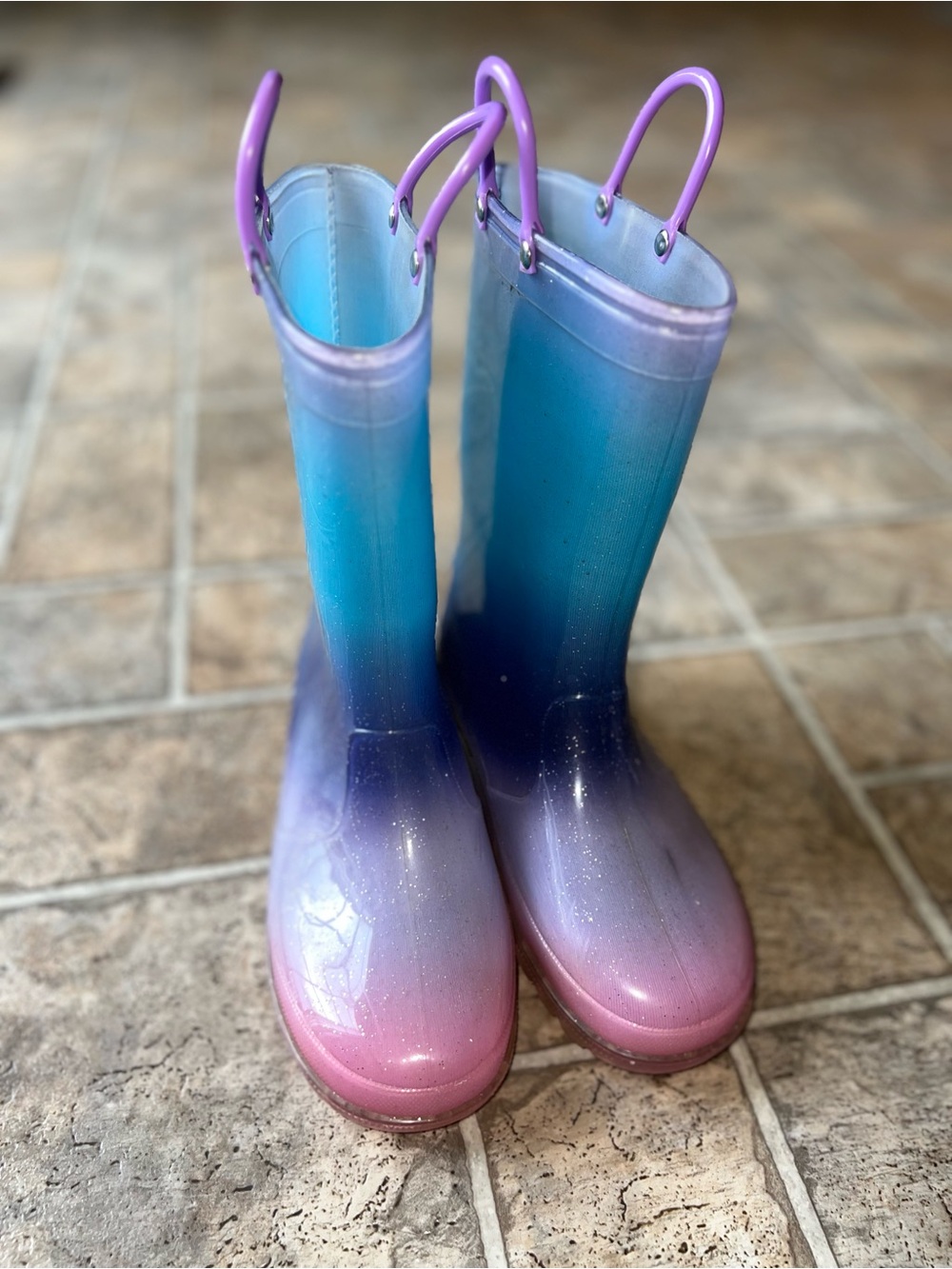 Big Kid’s sz 3 Light-Up Rain Boots
